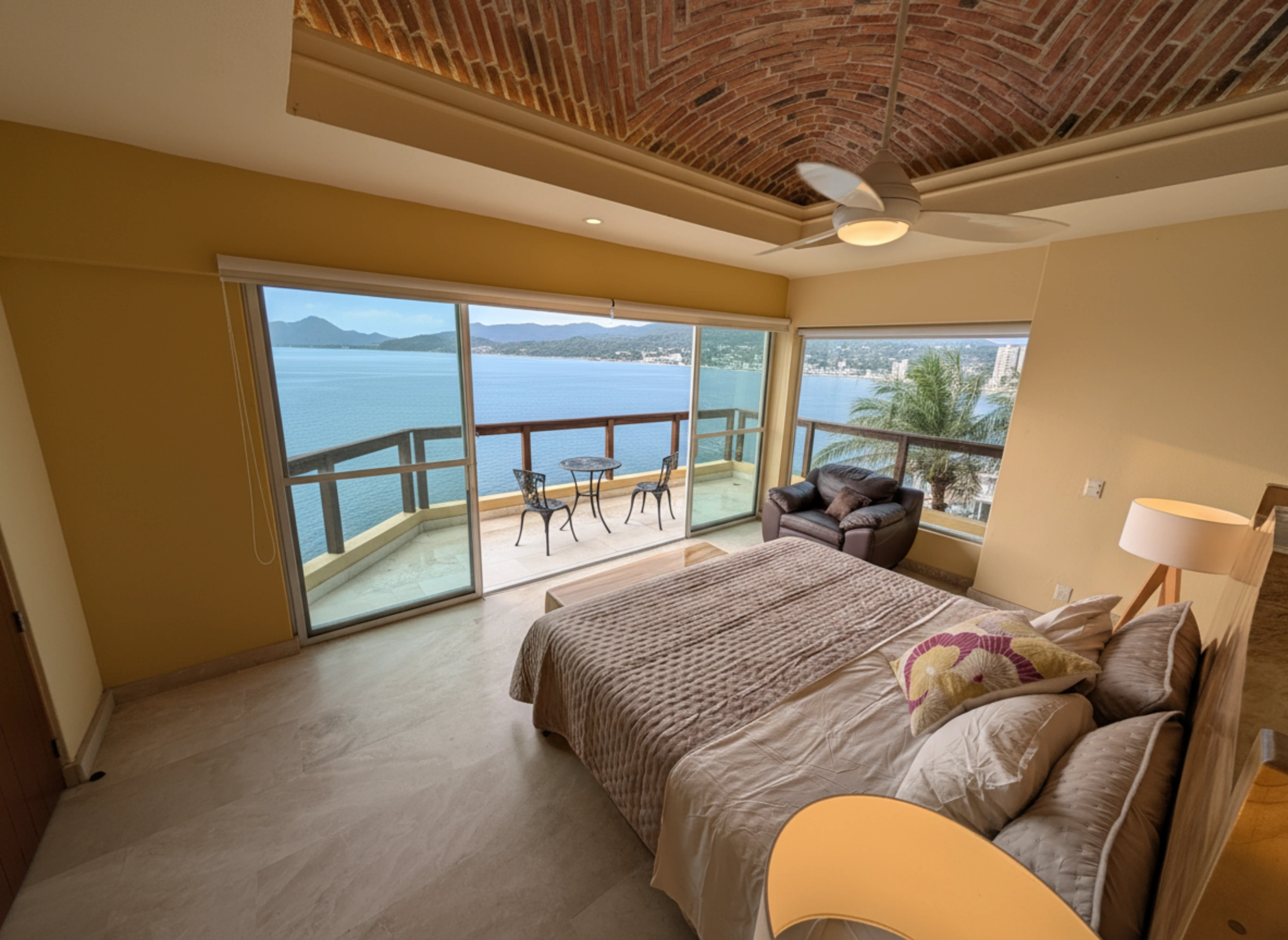 Casama_Suite01_02