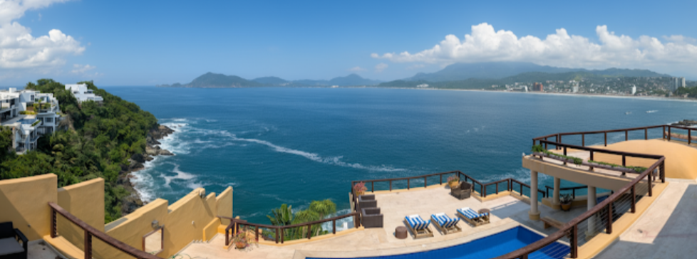 Villa Casama luxury rental pool with ocean view in Manzanillo